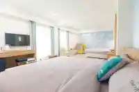 豪華家庭房兒童帳篷區，親子友善設計